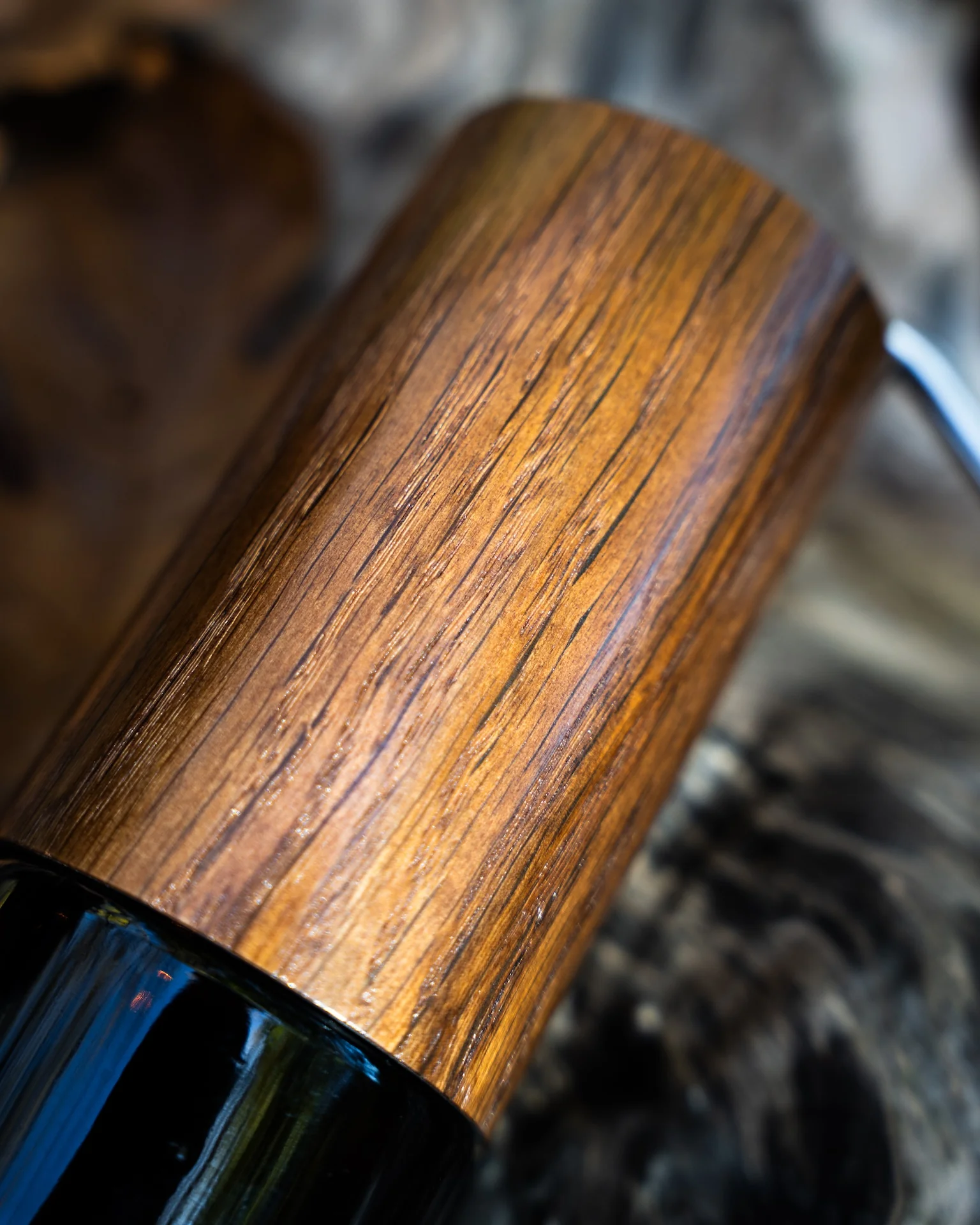 C40 Nitro Blade Vintage Oak Classic - Image 3